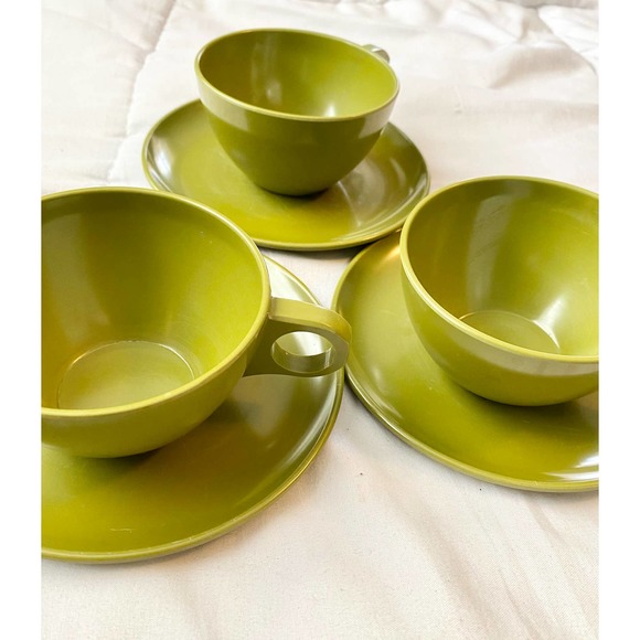 Vintage Dallas Ware Melamine Stackable Cups And Saucers set of 3 - Picture 1 of 8